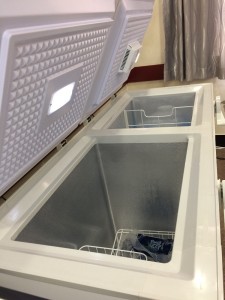 DC freezer-408l-inside